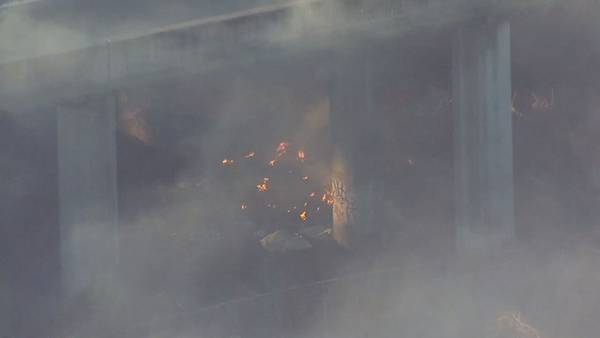 Fire starts under I-85 near Buford Spring Connector