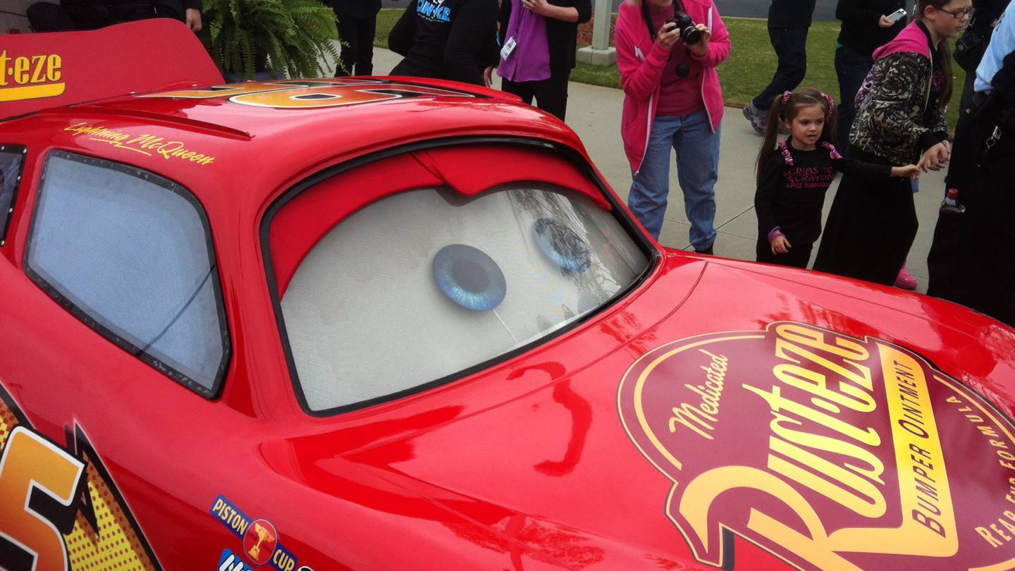 Tripp Halstead s classmates meet Lightning McQueen WSB TV
