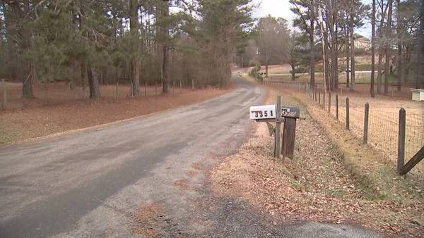 Neighbors say one-lane, dirt road in Rockdale County is an accident waiting to happen