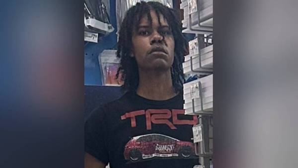 Man exposed himself to woman, child at metro Atlanta Michael’s store, police say