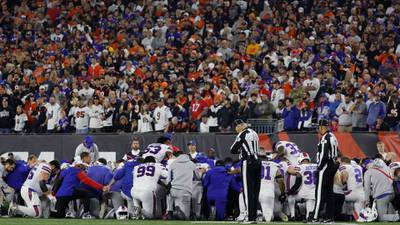 Atlanta Falcons players, UGA legend react to Bills safety Damar Hamlin’s terrifying injury