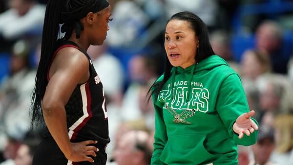 Dawn Staley calls out Geno Auriemma, UConn after criticism following win: 'I'm sick of it'