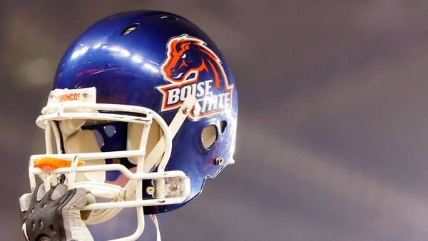 Former Boise State football player killed, 4 others injured in shooting near Sacramento nightclub