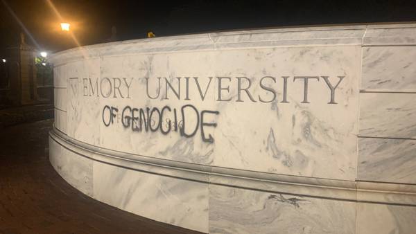 Emory Police issue warnings to several students amid vandalism on campus on Saturday