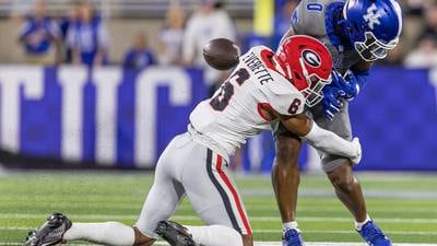 No. 1 Georgia Bulldogs survive close call against Kentucky