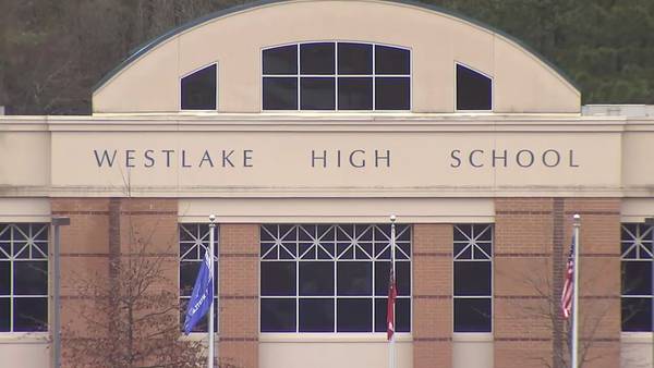 Parents outraged after hundreds of students unenrolled from metro Atlanta high school, sent home