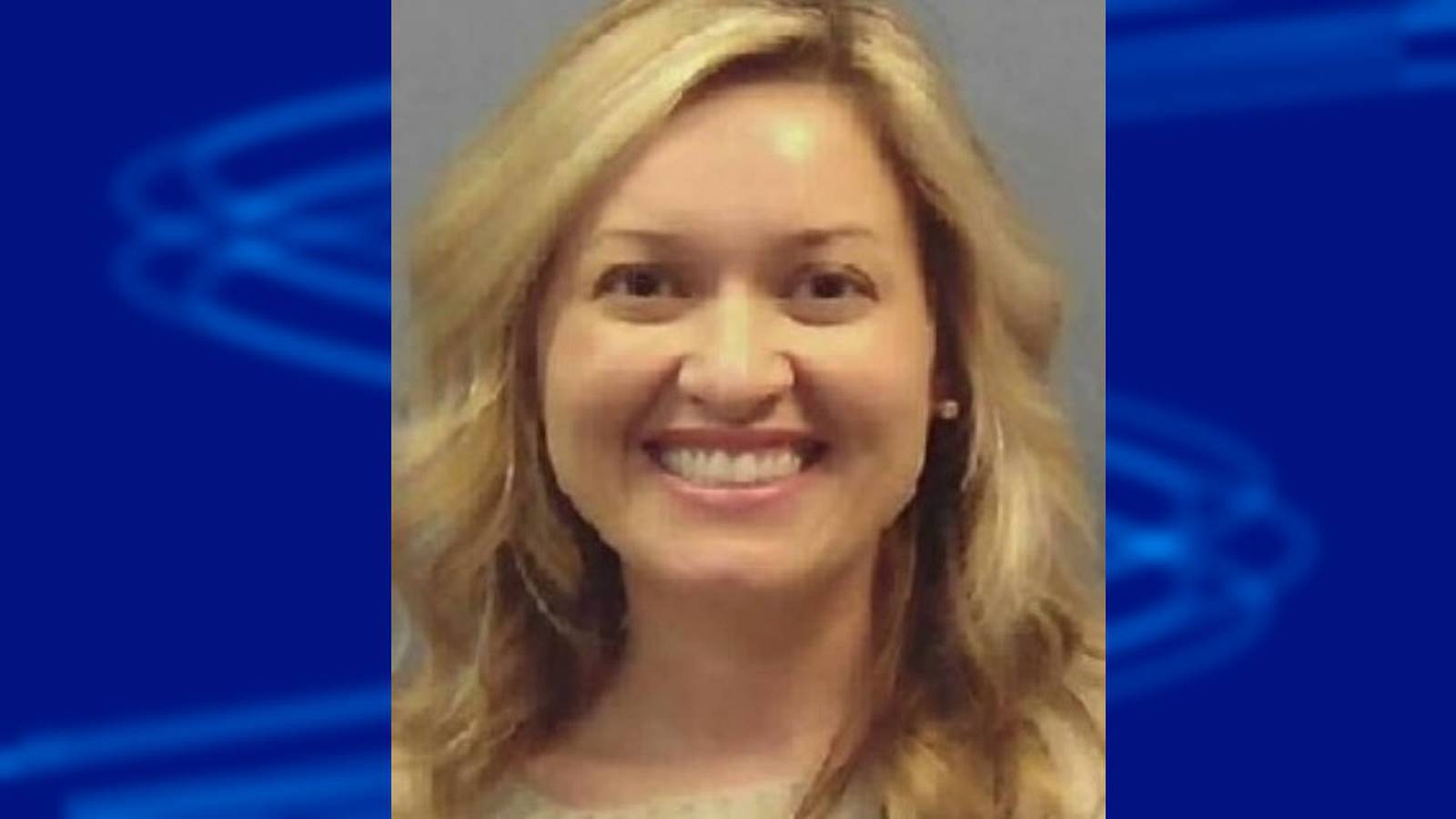 ’You deserved it’: Wife of Georgia county commissioner pours drink on ...