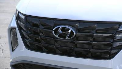 Metro Atlanta police departments team up with Hyundai to provide free software updates to owners