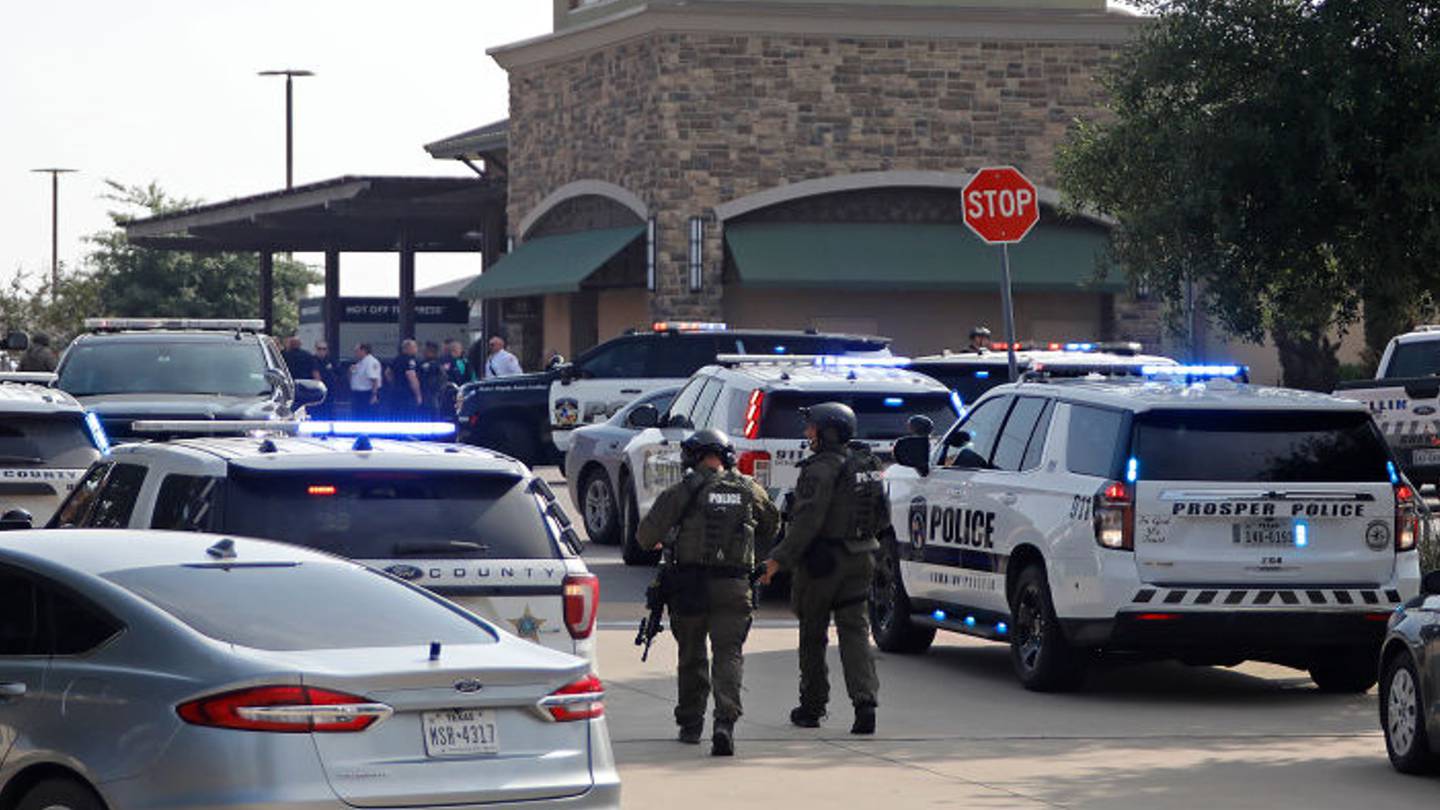 Police: 8 killed in Texas mall shooting, gunman also dead