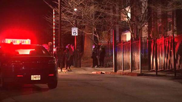 1 person shot at northwest Atlanta apartment complex, police say