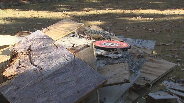 Gwinnett couple says they spent $20K with contractor, all they got was an incomplete deck, debris