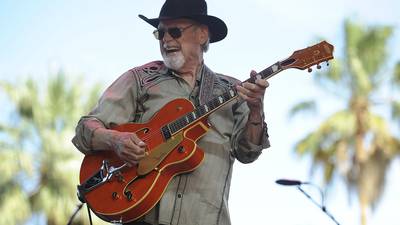 Duane Eddy, twangy guitar hero of early rock, dead at age 86