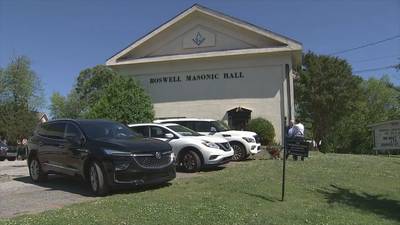 Some Roswell residents, city officials upset historic building could become parking deck