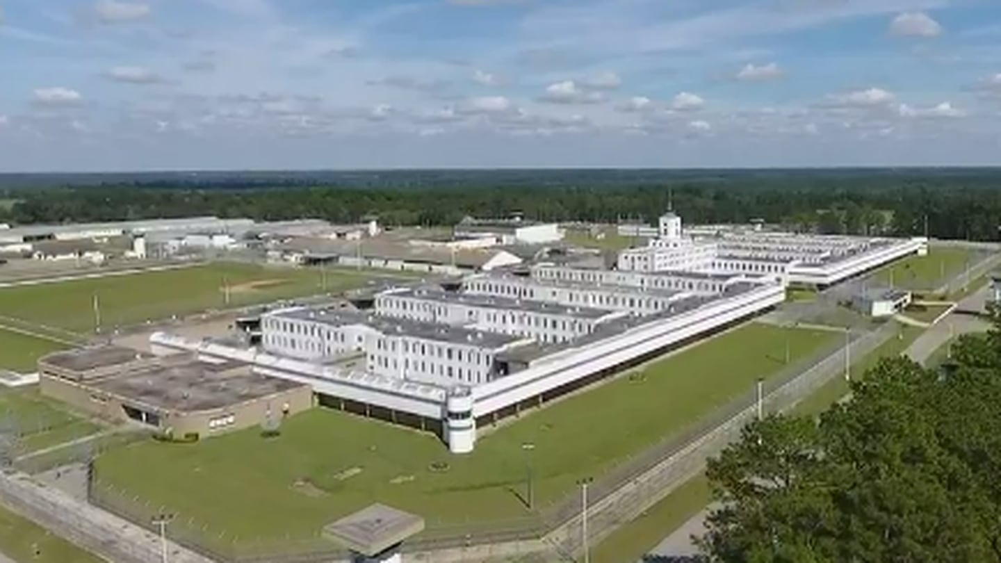 A Look At Problems Inside Georgia State Prison In Reidsville Wsb Tv Channel 2 Atlanta