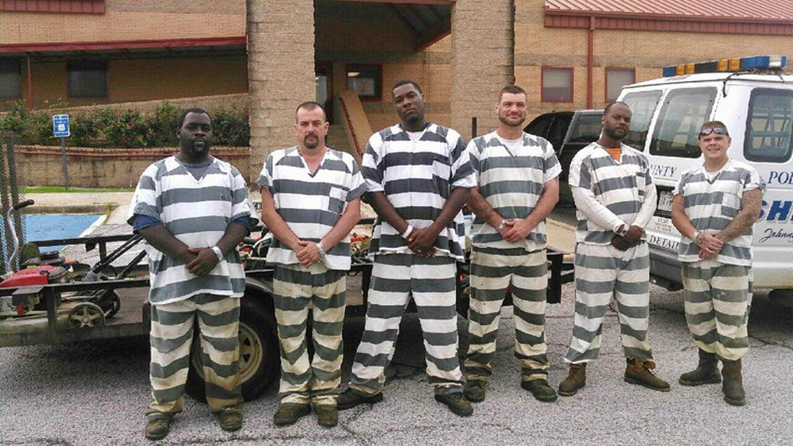 Sheriff reduces jail time for inmates who saved officer WSB