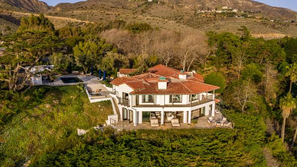 PHOTOS: Kim Kardashian buys Cindy Crawford's former home for $70 million