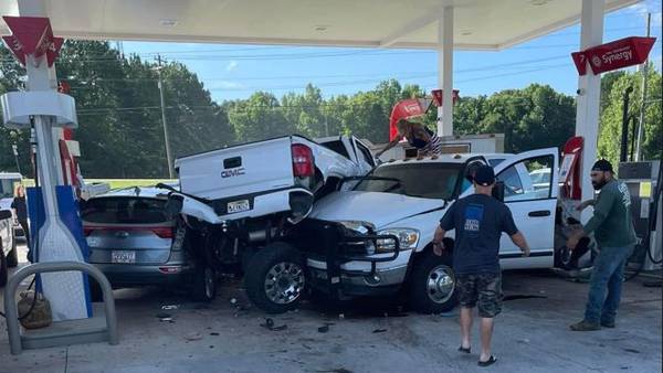 Several hurt after man crashes through Paulding County gas station, shoots self, deputies say
