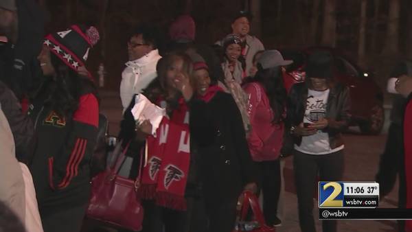 Falcons fans roll out to Houston for Super Bowl