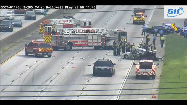 Serious crash shuts down all lanes of I-285 in northwest Atlanta
