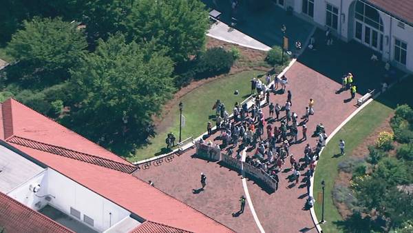 Demonstrators protesting war in Israel-Hamas war once again gather on Emory’s campus