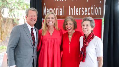 New memorial intersection in Athens honors legendary UGA football coach Vince Dooley