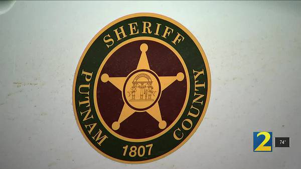 Putnam County Sheriff stops scammers by shooting at truck tire
