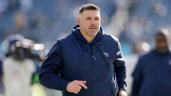 Falcons interview former Titans coach Mike Vrabel, meet again with Carolina assistant Ejiro Evero