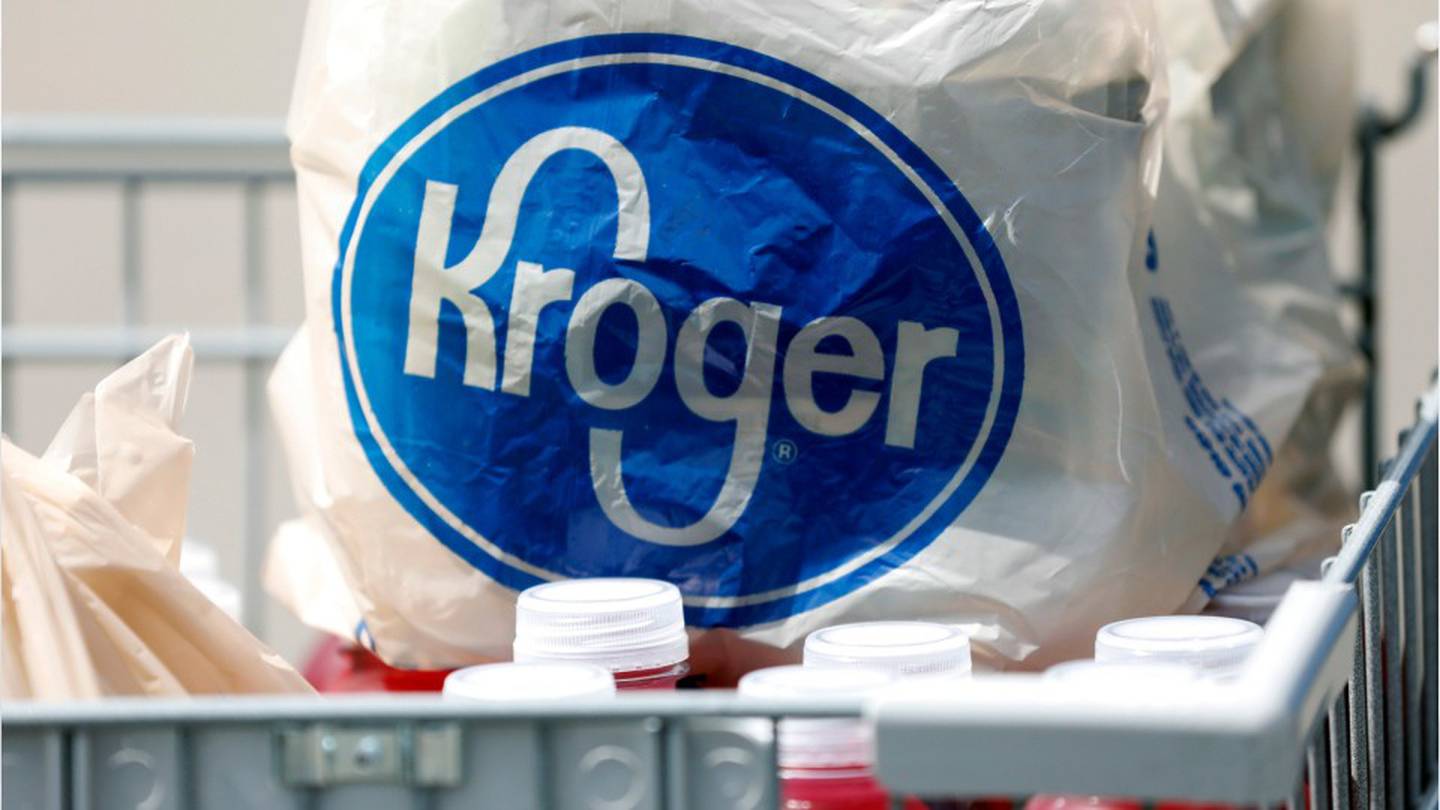 Does Kroger Do Cash Back In 2022? (Limits, Fees + More)