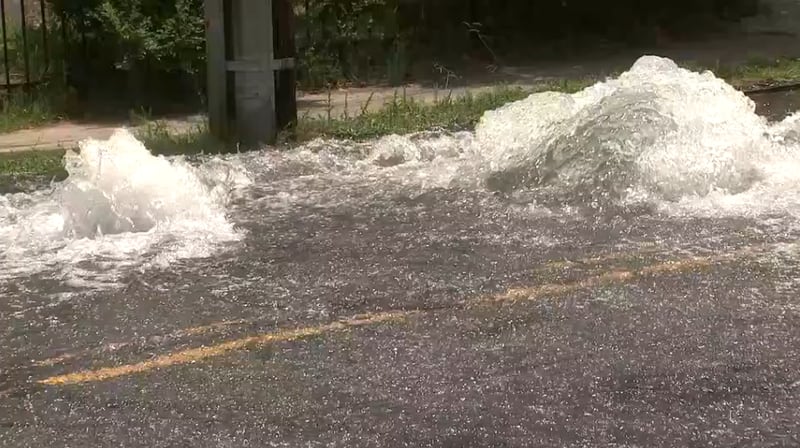 Water main break in northwest Atlanta