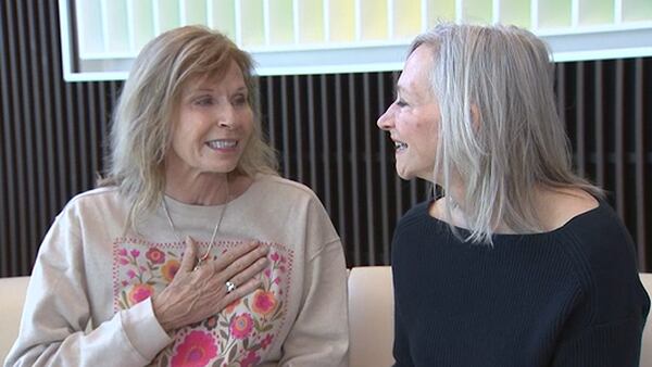 Cobb woman meets donor who gave her a kidney at Christmas