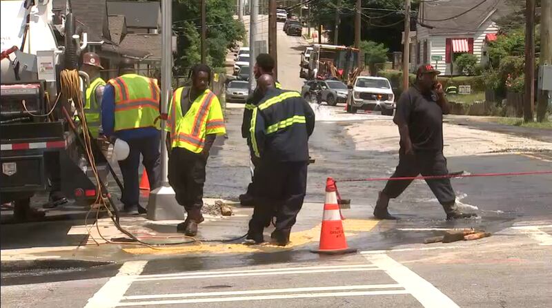 Water main break in northwest Atlanta