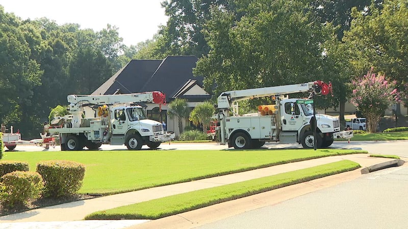Hundreds left in darkness in Henry County neighborhood after truck hit transformer