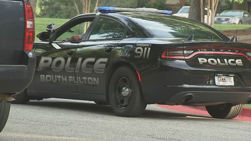 1 critically injured in shooting in metro Atlanta shopping center