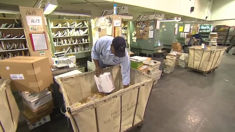 Air conditioning problems persist at metro Atlanta Post Office