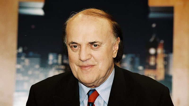 Pulitzer Prize-winning war correspondent Peter Arnett dies at 91