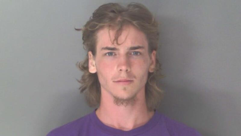 Man drove teen from Virginia to metro Atlanta in stolen car, warrants say