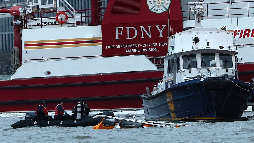 Helicopter crash recovery