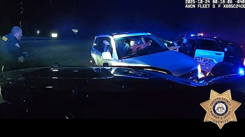 WATCH: Suspected DUI driver leads deputies on chase in Forsyth neighborhood