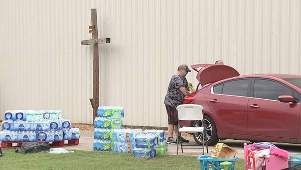 People across Chattooga County help those impacted by weekend floods as more rain could hit area