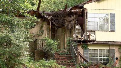 ‘It’s just an eyesore.’ DeKalb County tears down another abandoned home