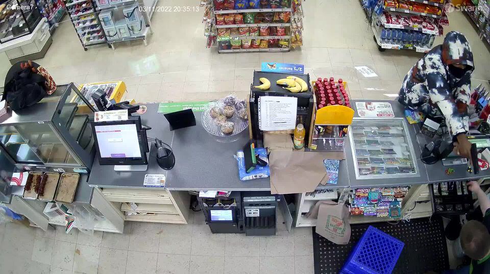 Search underway for suspect in Murrayville armed robber