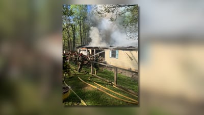 Hall County firefighters put out roof fire in Gainesville