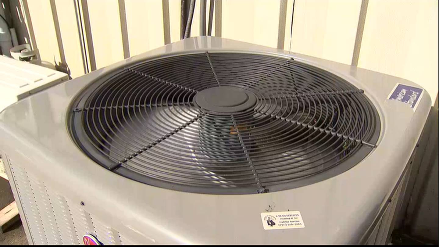 Heat leaves neighbors frustrated with HVAC companies timeline to repair air conditioners – WSB-TV Channel 2