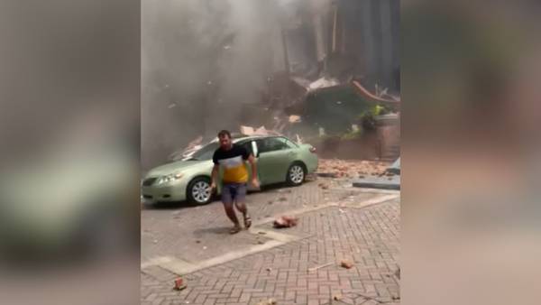 Shocking video captures screaming, smoke, chaos after Dunwoody apartment explosion